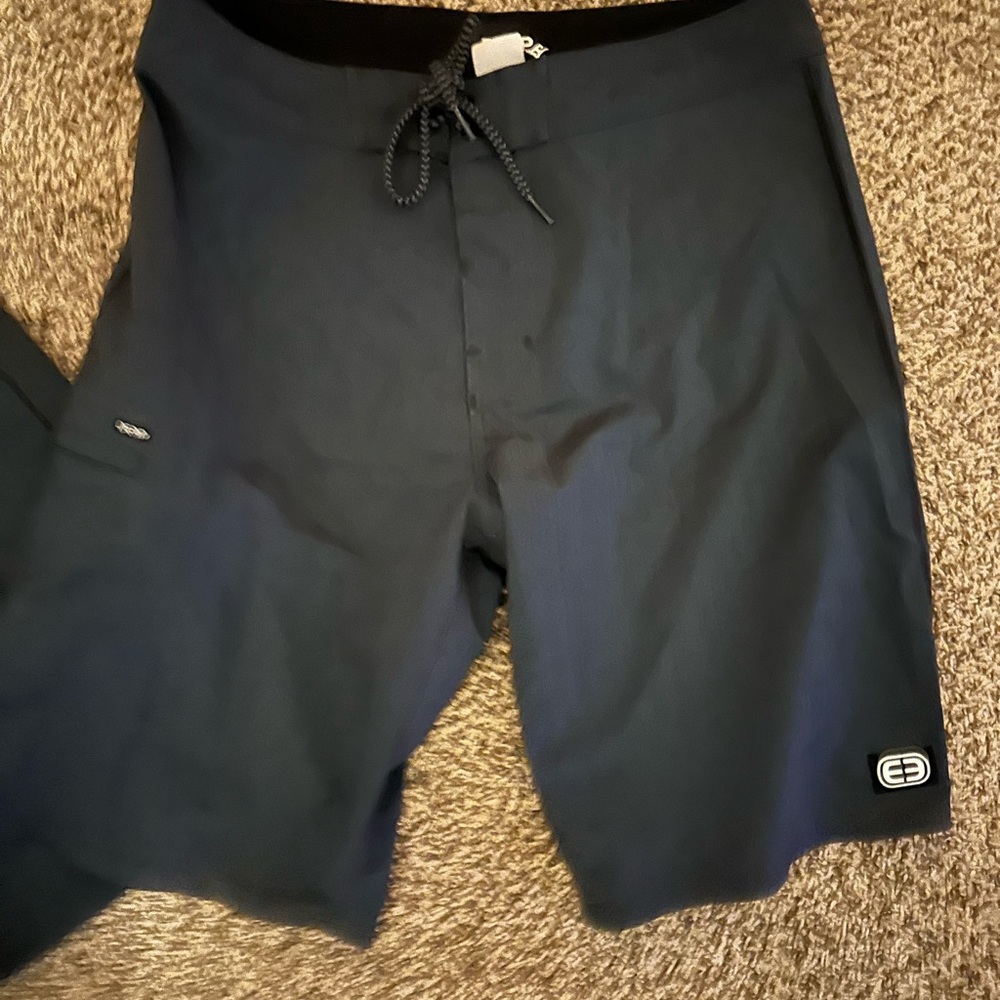 Deep Board Shorts Size 32